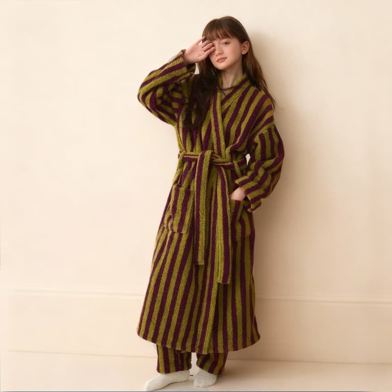 Spot Autumn and Winter New Coral Velvet Thickened Home Wear Men's and Women's Long-Sleeved Nightgowns Plus Long Bathrobes Couple Pajamas