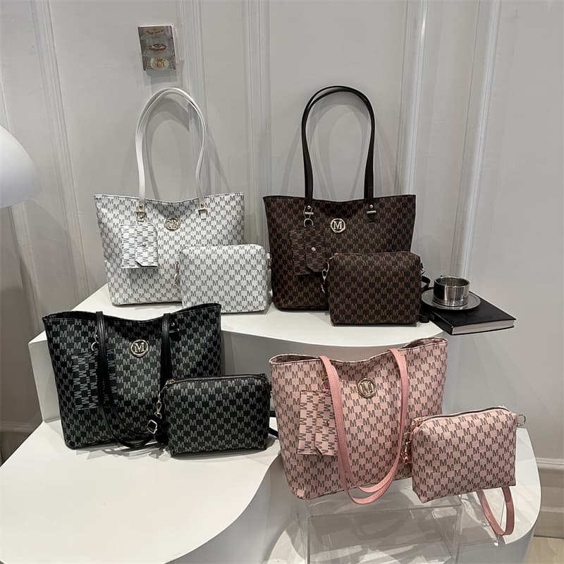 New Women's Commuter Tote Bag 2026 Trendy Fashion Shoulder Bag Large Capacity Simple Retro Print Women's Bag