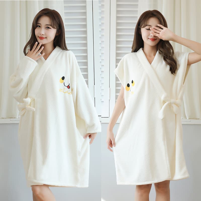 Women's Bath Towel Wearable Wrap Soft Absorbent Thick Long Sleeve Tie Bathrobe Beauty Salon Homewear Internet Famous Bathrobe