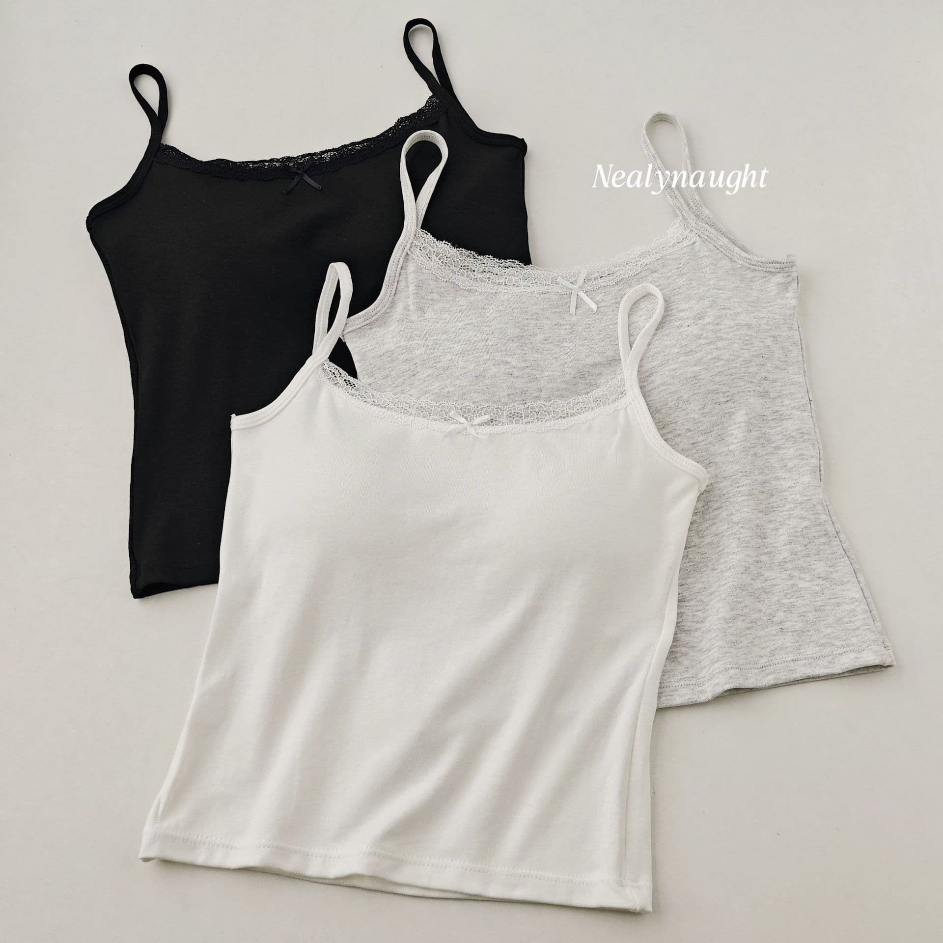 Women's Lace Trim Camisole Top with Built-in Pads, Summer BM Style Solid Color Fitted Innerwear