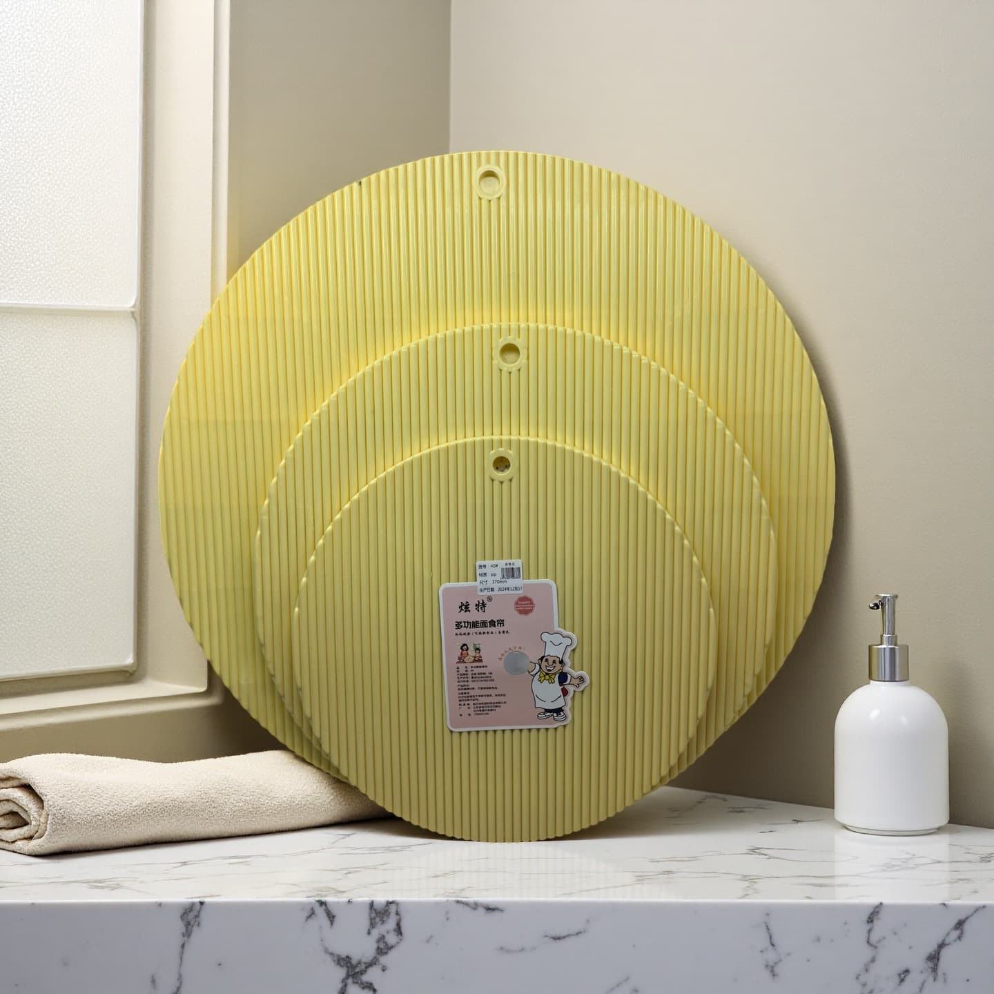 Wholesale household plastic dumpling curtain kitchen dumpling cover floor stall dumpling curtain pasta tray cover dumpling mat