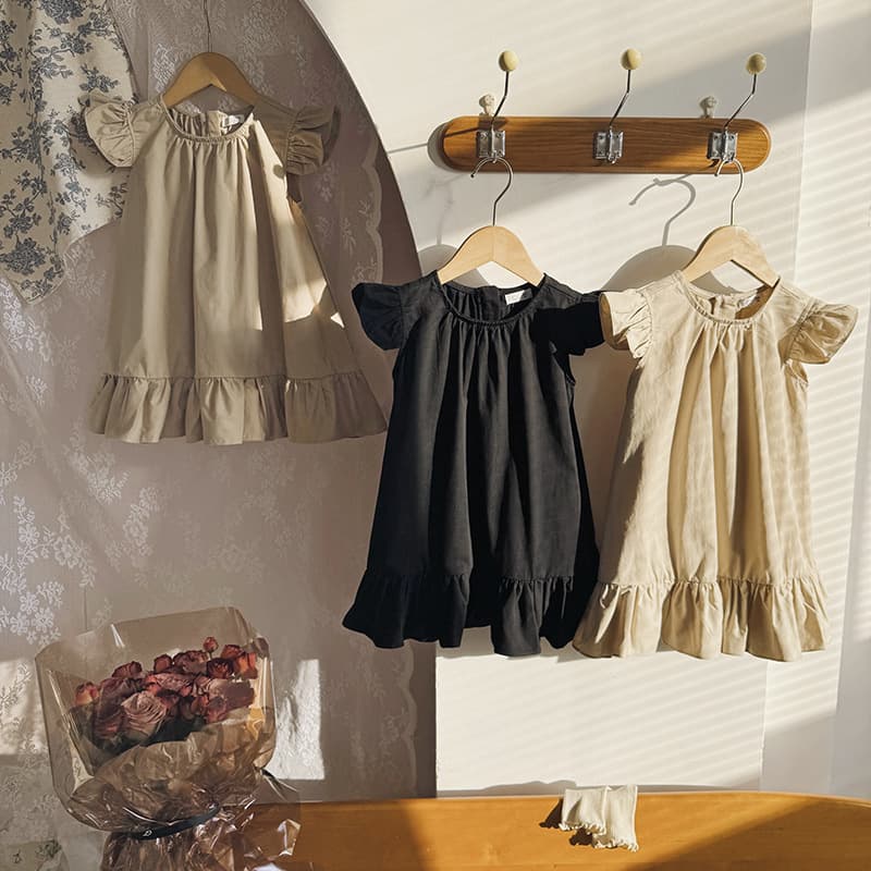 Summer Girls Dress European and American Style Ruffled Sleeve Children Princess Dress Knitted Round Neck Kids Dress Elegant Princess Dress