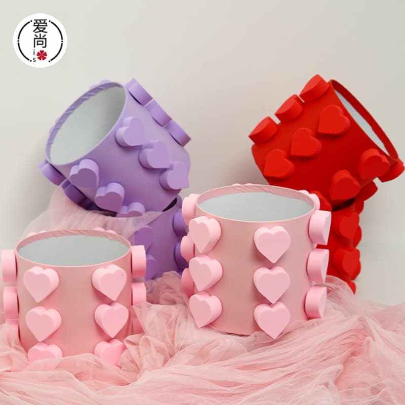 Valentine's Day New Heart-Shaped Flower Box Round Hug Bucket Flower Arrangement Gift Box Floral Packaging Flower Gift Box