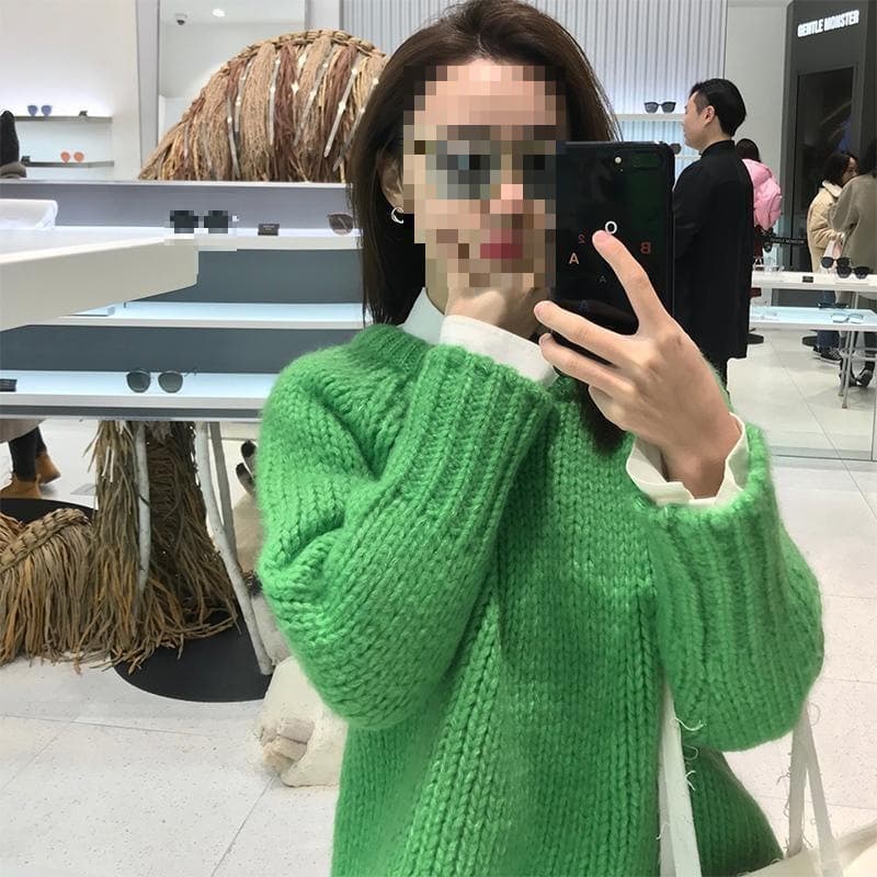 Women's Autumn Sweater, Loose Fit, Short, Retro Style, Round Neck, Green