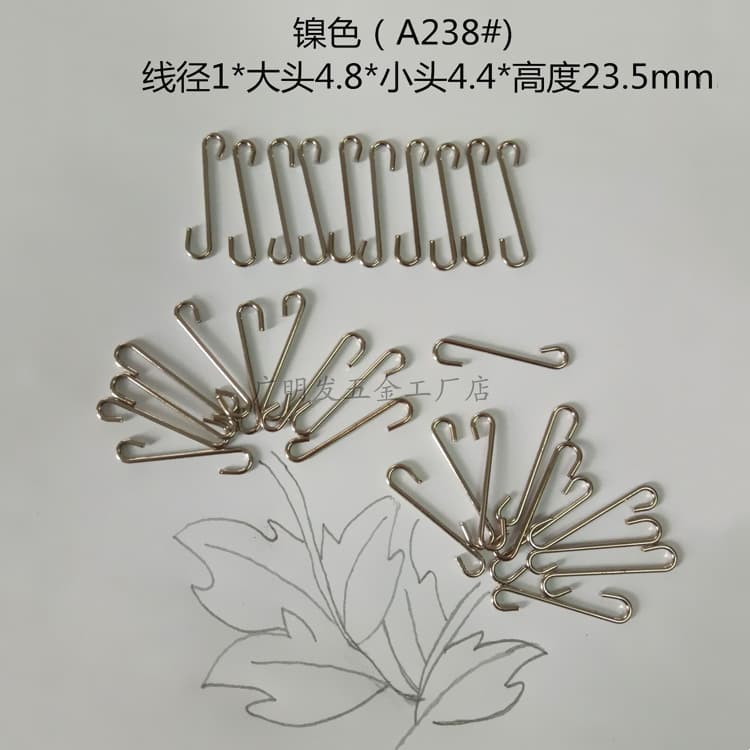 Small S-hook Pendant Hooks Wire Diameter 1.0*Outer Diameter 5.4*Outer Diameter 5*Height 24mm Doll Toy Hooks