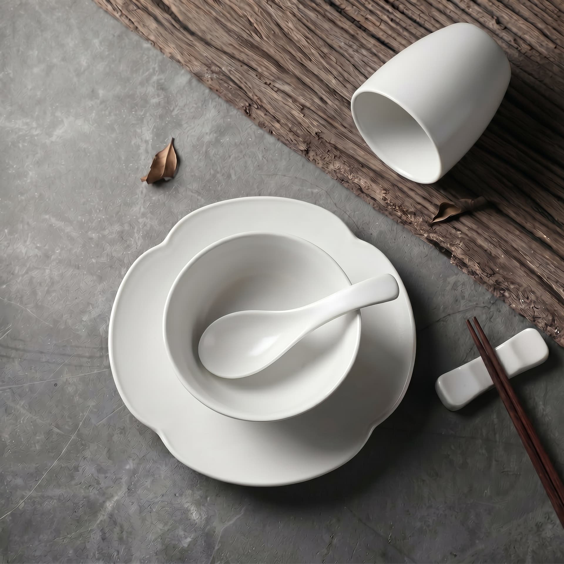 Four-piece hotel restaurant table set, matte white, specialty hotel ceramic tableware, commercial bone plates, bowls and spoons set combination