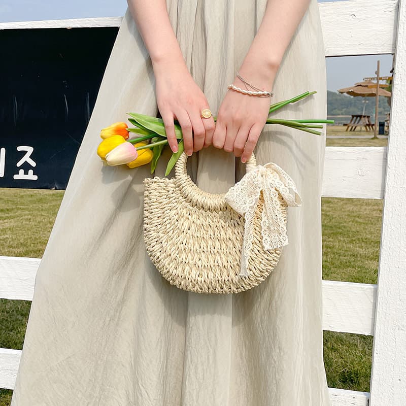 Summer Woven Bag Women's Niche Design Half Round Straw Bag Casual Vacation Beach Bag Women's Handheld Crossbody Bag