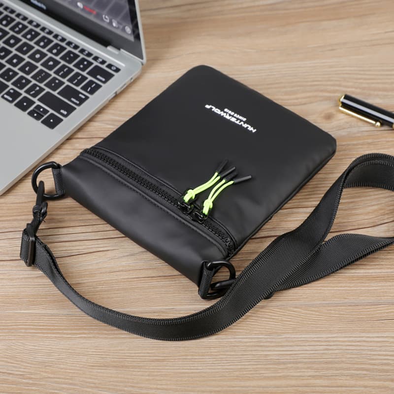 New Cross-border Supply Mobile Phone Bag for Men, Crossbody Bag, Small Backpack, Shoulder Bag, Men's Casual Water-Resistant Fashion Trend
