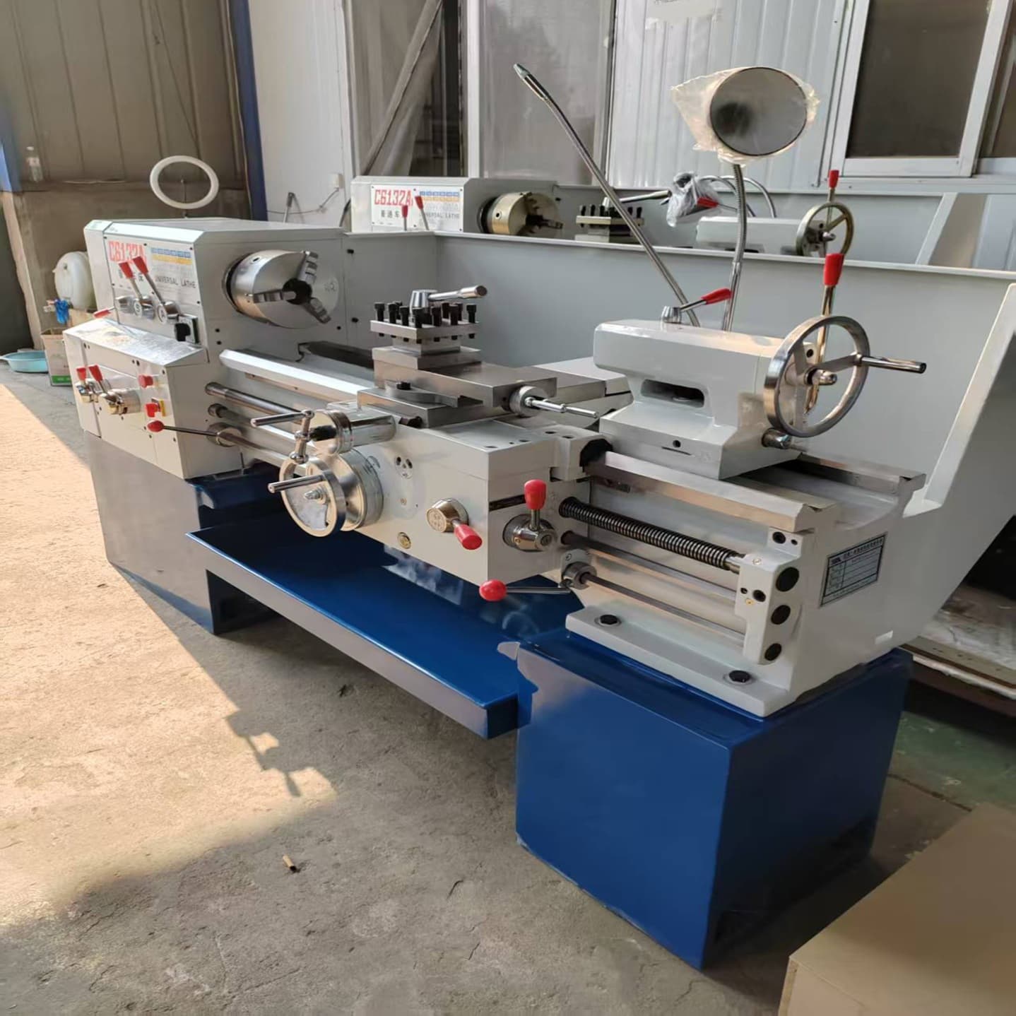 Lathe C6132 C6136 Ordinary lathe C6140 Guangzhou lathe Southern lathe C6132 C6232