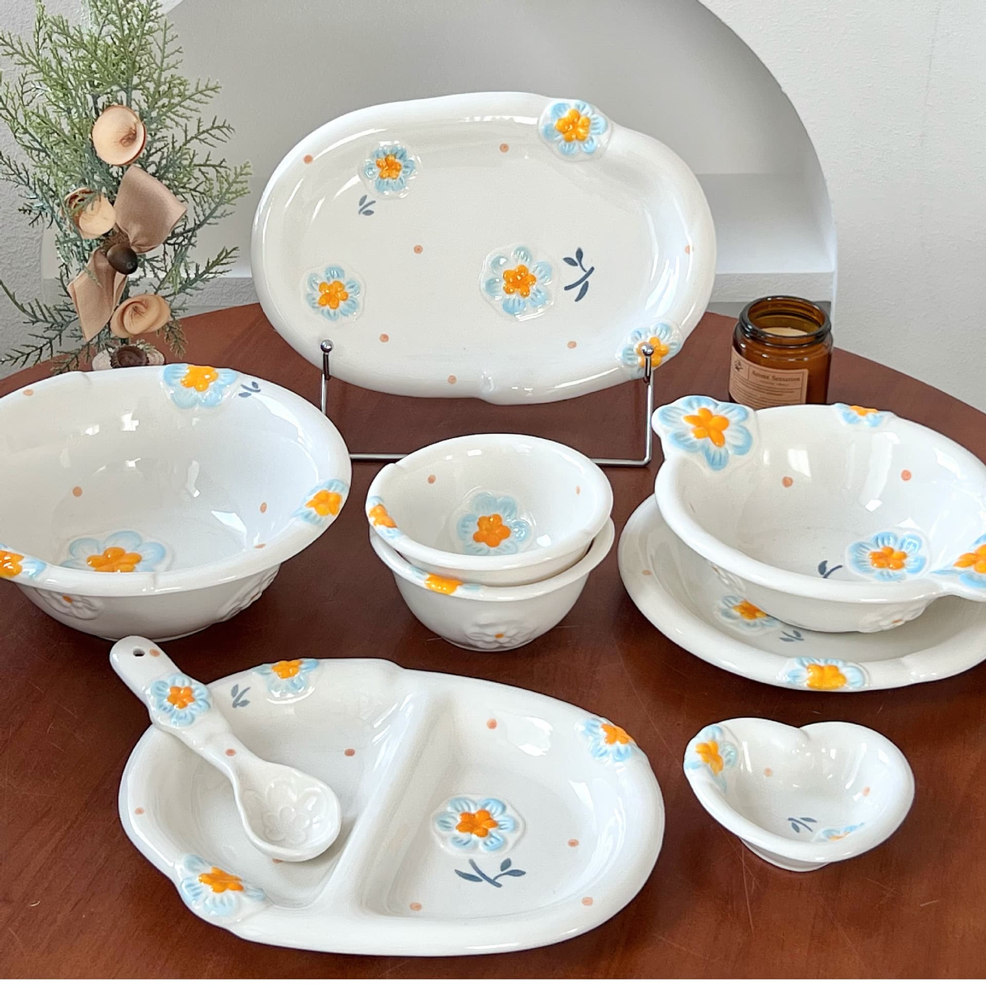 Tableware small fresh dish plate tableware embossed household set high-value bowl set bowl set