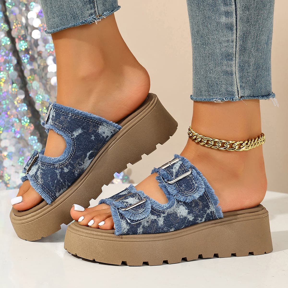 2026 New Plus Size Thick Sole Denim Belt Buckle Slip-On Casual Versatile Outdoor Thick Sole Sandals