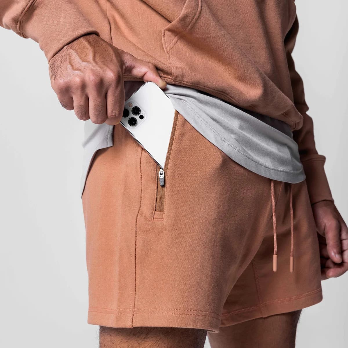 2024 New Arrival Solid Color Men's Sports Shorts Trendy Drawstring Fly Zipper Pocket Casual Sports Shorts