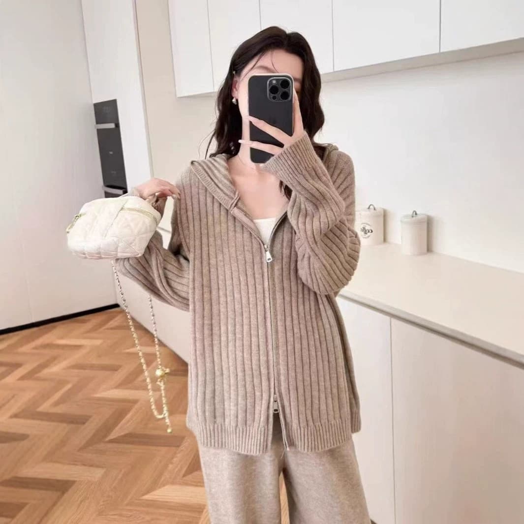 New Autumn/Winter Knitted Casual Suit with Zipper 2026 Trendy Light Mature Fashion Cardigan Sweater Wide-Leg Pants Two-Piece Set