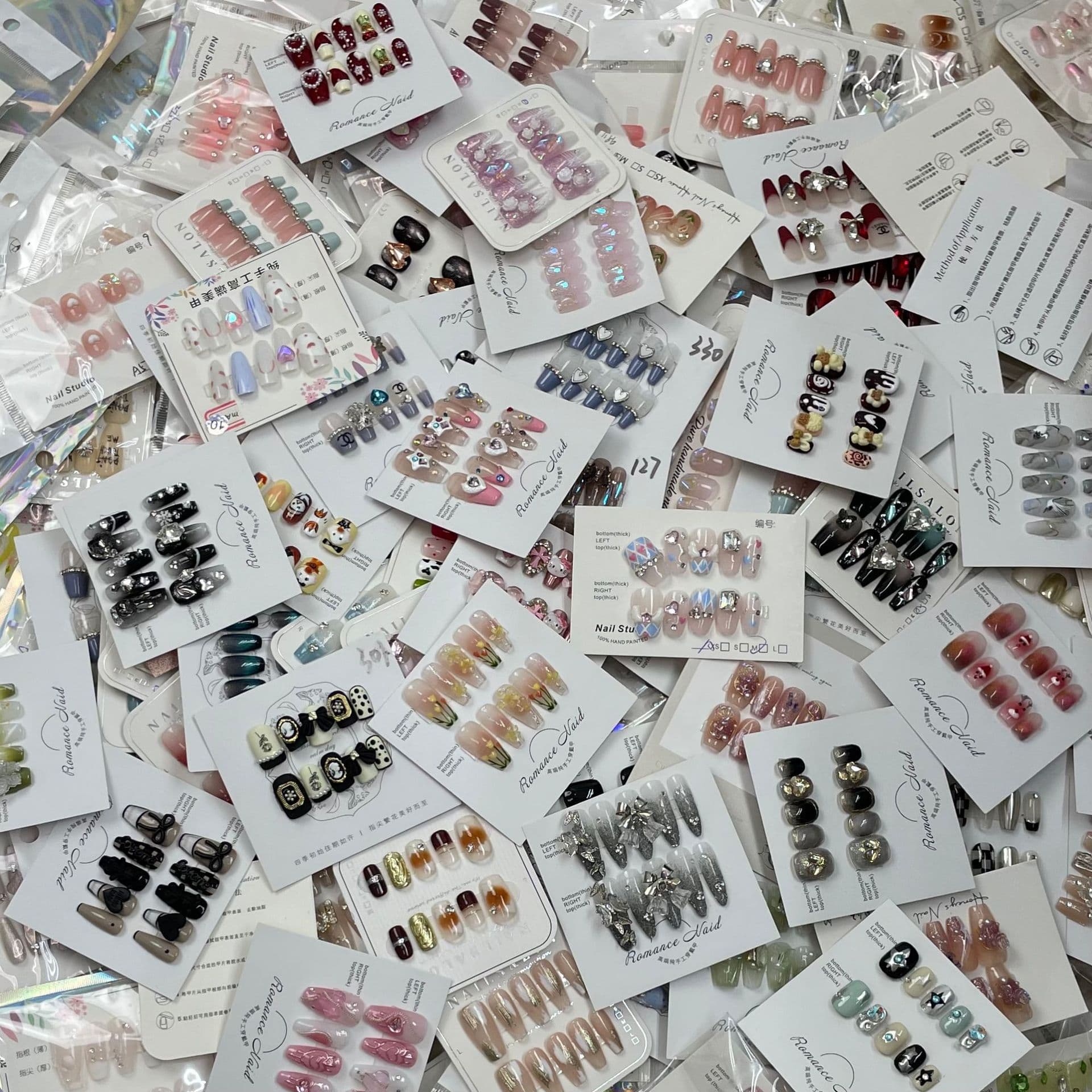 New and old styles shipped randomly, sizes shipped randomly, handmade press-on nails blind box, one-of-a-kind live stream special deal, stall supply