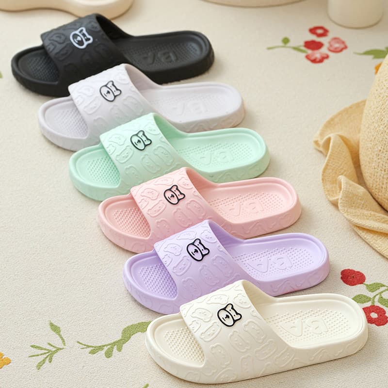 2025 New Summer Sandals for Women, Indoor and Outdoor Wear, Thick-Soled Slippers with Poop-Feeling Non-Slip Soft Soles, Comfortable Slippers for Men