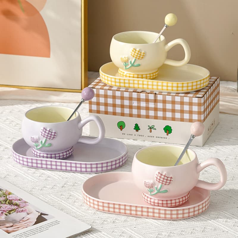 Cute Cartoon Ceramic Tulip Cup and Saucer Set with Spoon, Mug for Office Girlfriends, Coffee Milk Cup, Plaid