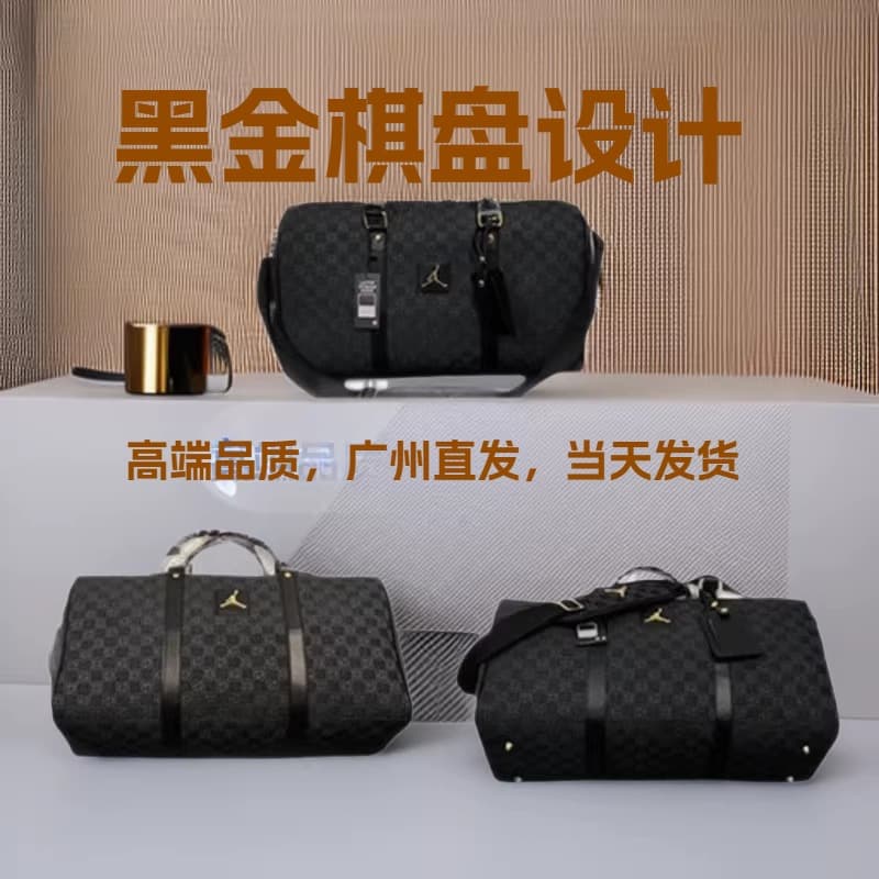 Spot AJ Flying Man logo black gold checkerboard couple travel bag basketball bag single shoulder portable dual-use men's and women's fitness bag