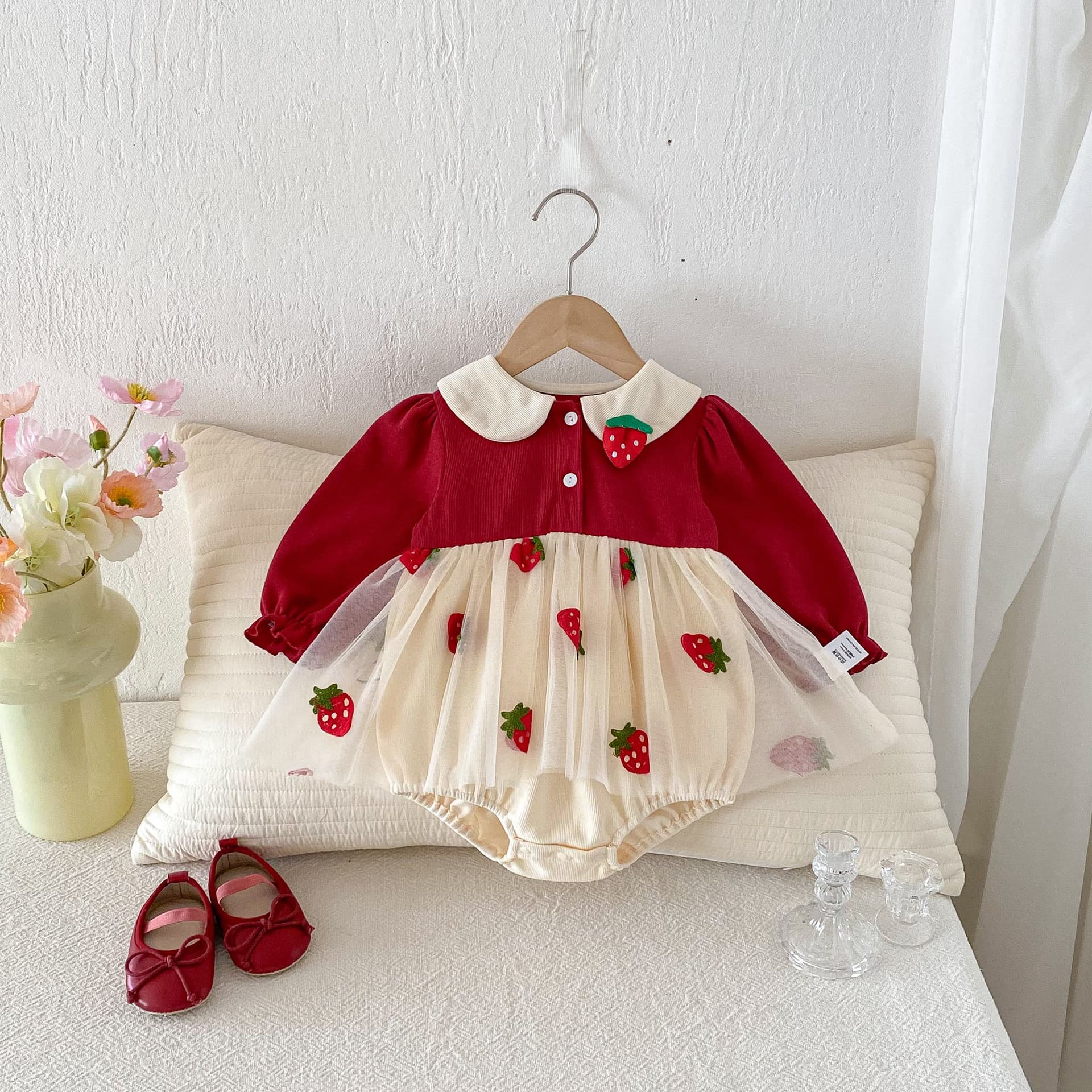Baby Spring Autumn Bodysuit 26 New Strawberry Mesh Splicing Baby Dress Newborn Bodysuit Cotton