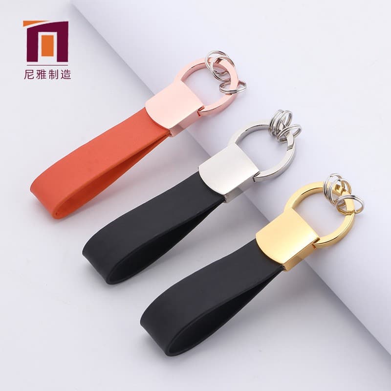 Factory Supply Leather Keychain Creative Men's Leather Keychain Classic Business Gift Leather Keychain