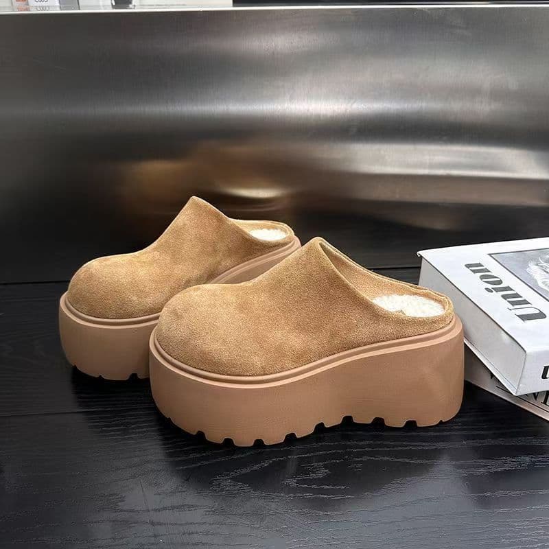 Matte Leather Platform Thick-Soled Closed-Toe Mule Sandals for Women, Vintage Birkenstock Style, Versatile Height-Increasing Fur Mules
