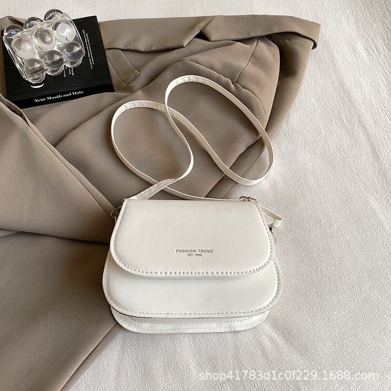 Niche Design Bag for Women 2026 New Korean Style Shoulder Crossbody Bag Cute Color Block JK Small Square Bag Cross-border