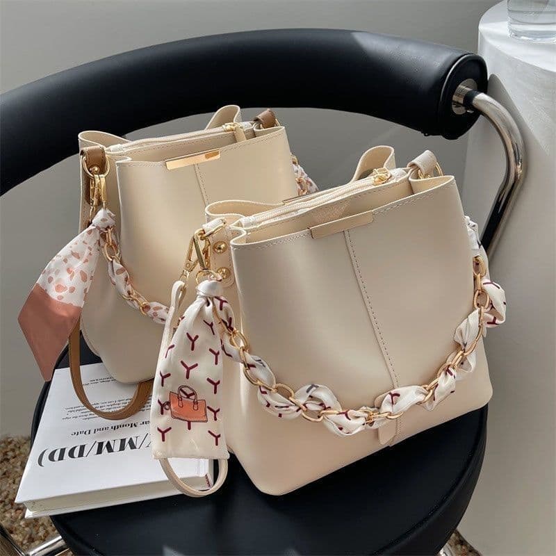 High-Appearance Multi-Layered Single-Shoulder Bucket Bag, New Large-Capacity Fashion Simple Chanel-Style Bridal Wedding Bag Crossbody Bag