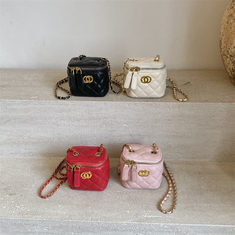 Crossbody Kids Bag New Chanel-Style Premium Mini Box Bag for Girls Parent-Child Crossbody Lipstick Earphone Bag