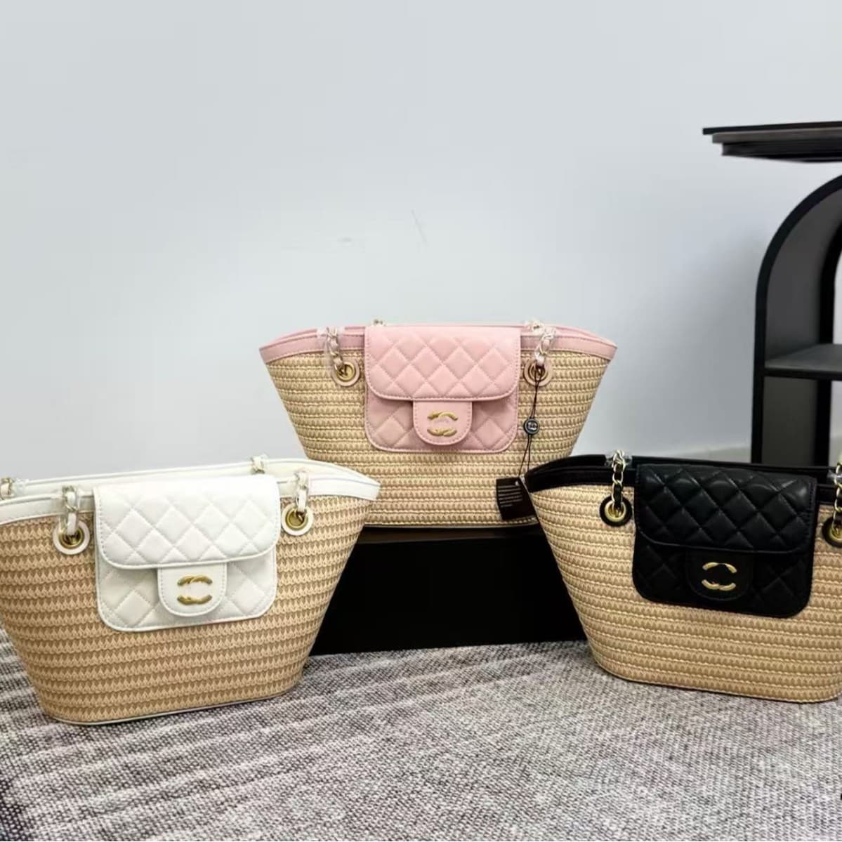 2026 New Style Chanel-Inspired Straw Woven Bag for Women Summer Woven Shoulder Bag Versatile Commuter High-End Chain Bag