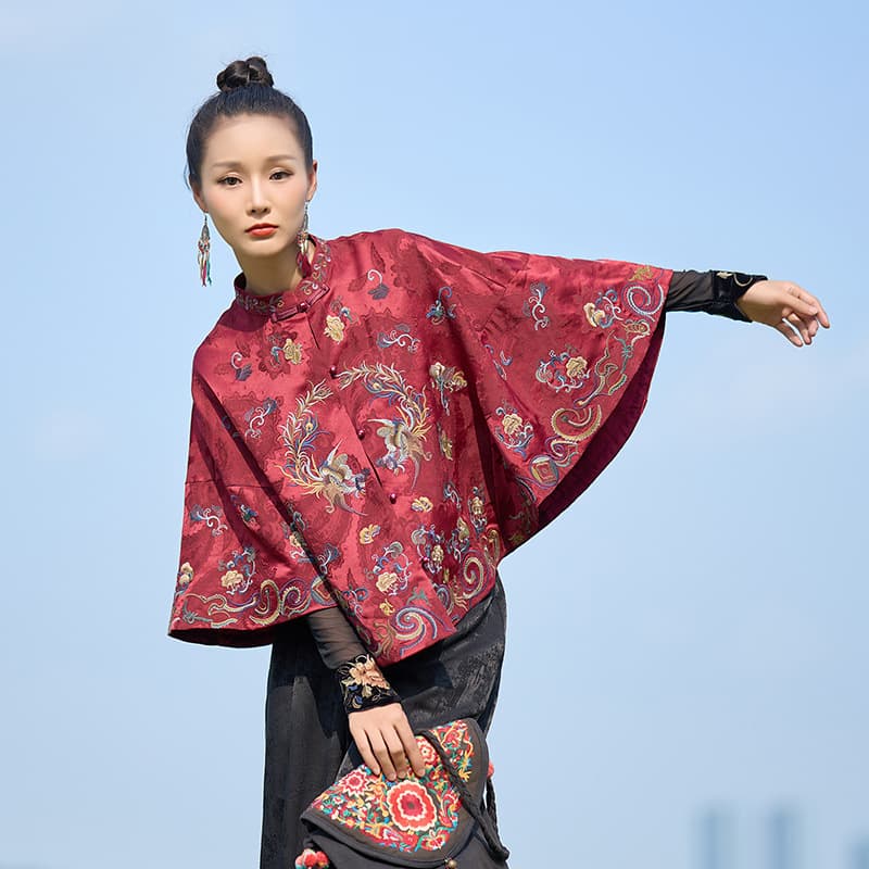 New women's ethnic style embroidered stand-collar Tang suit versatile ultra-slim satin embroidered cape cloak multi-use shawl.