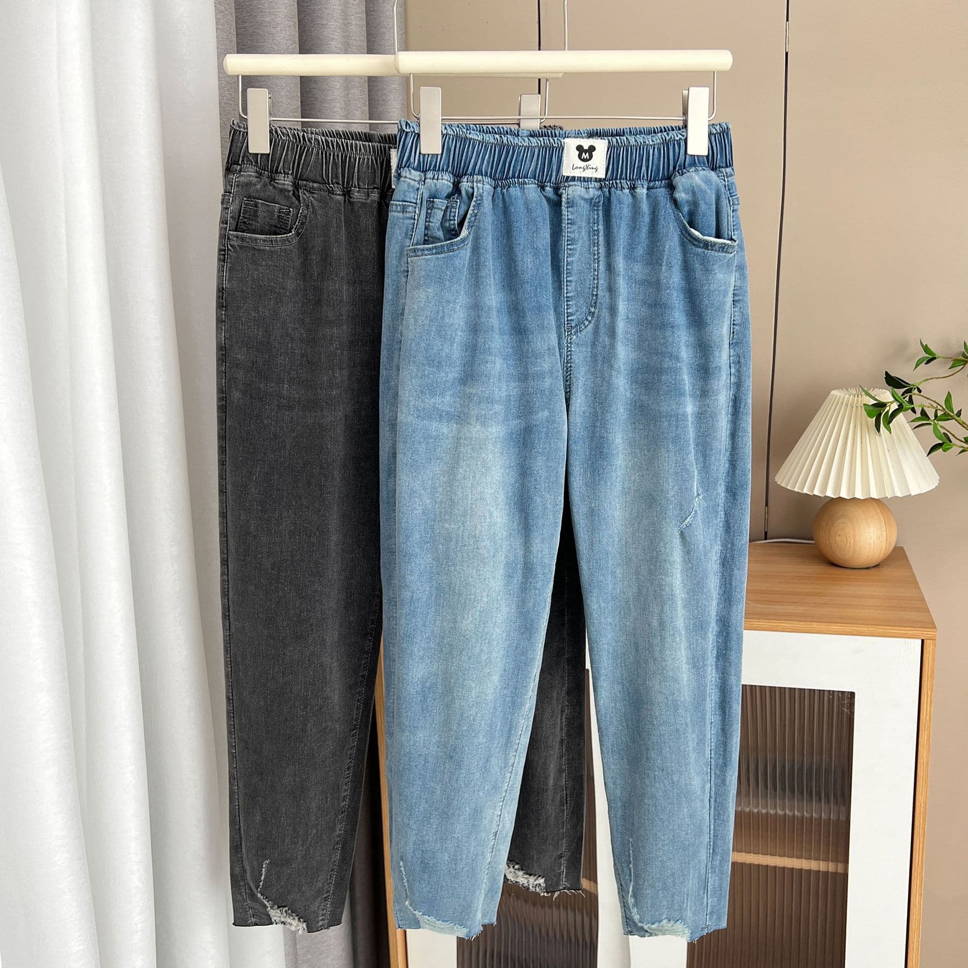 New spring and autumn style high-elastic ripped denim cropped pants for plus-size women (2050) - slimming design.