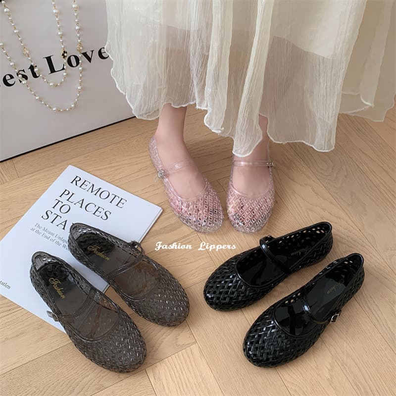 Heli Shark Women's Closed-Toe Sandals Summer New Flat Hollow Fashion Transparent Sandals Casual Outdoor Women's Shoes