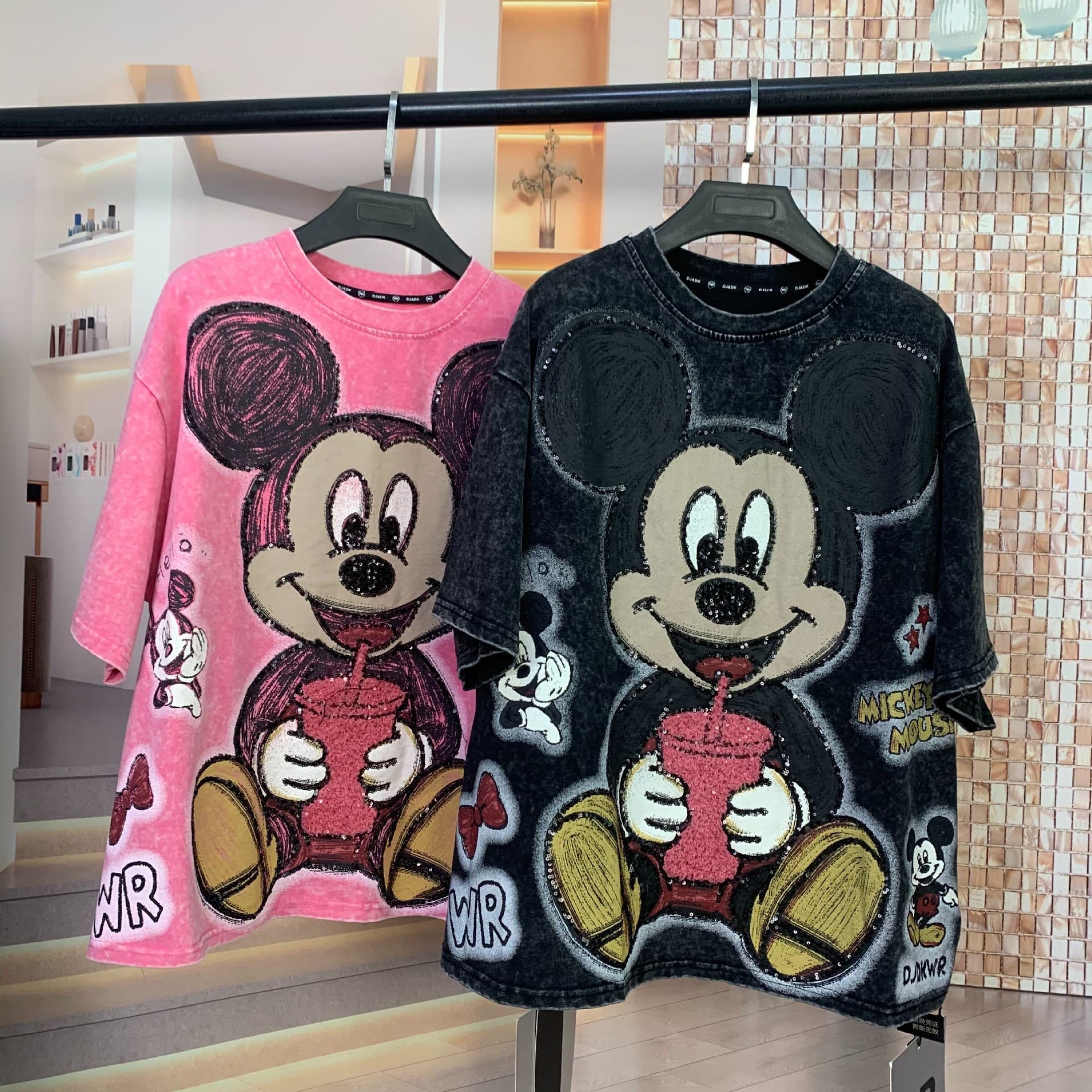 830# 300 jin Women's Heavy Craft Sequin Mickey Cartoon Short Sleeve T-Shirt, Fashionable Stylish Top