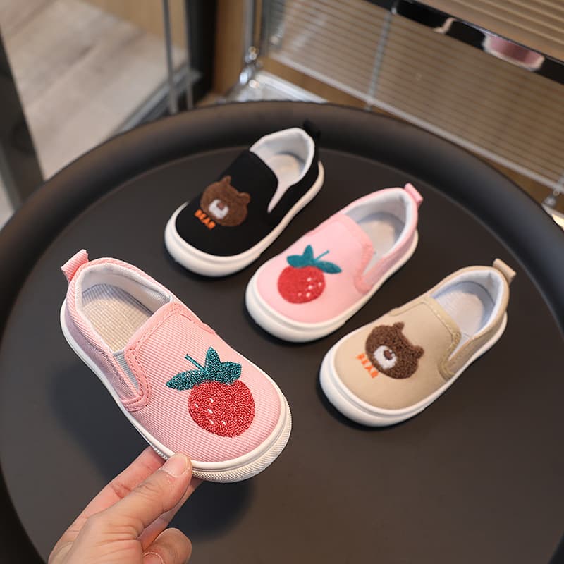 2025 Spring/Autumn New Style Children's Canvas Shoes, Boys' and Girls' Shoes, Baby Bear Canvas Shoes, Kindergarten Indoor Shoes