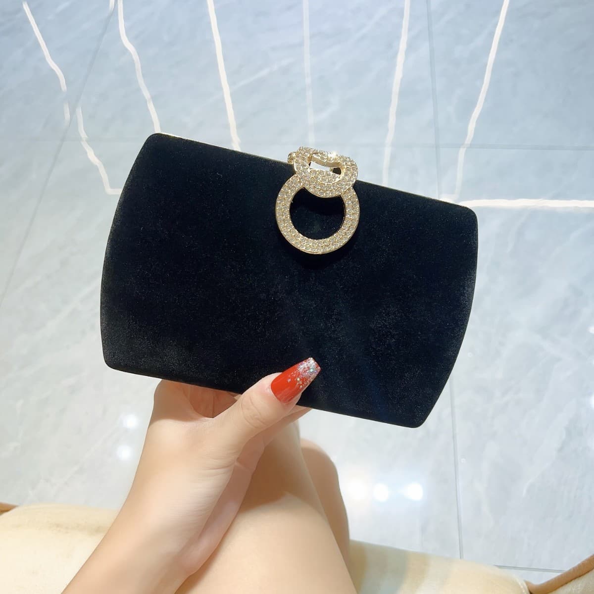 Velvet Evening Bag with Water Diamond Buckle Clutch Chain for Banquet Qipao Dress Match Hard Box Shape Magnetic Buckle Opening