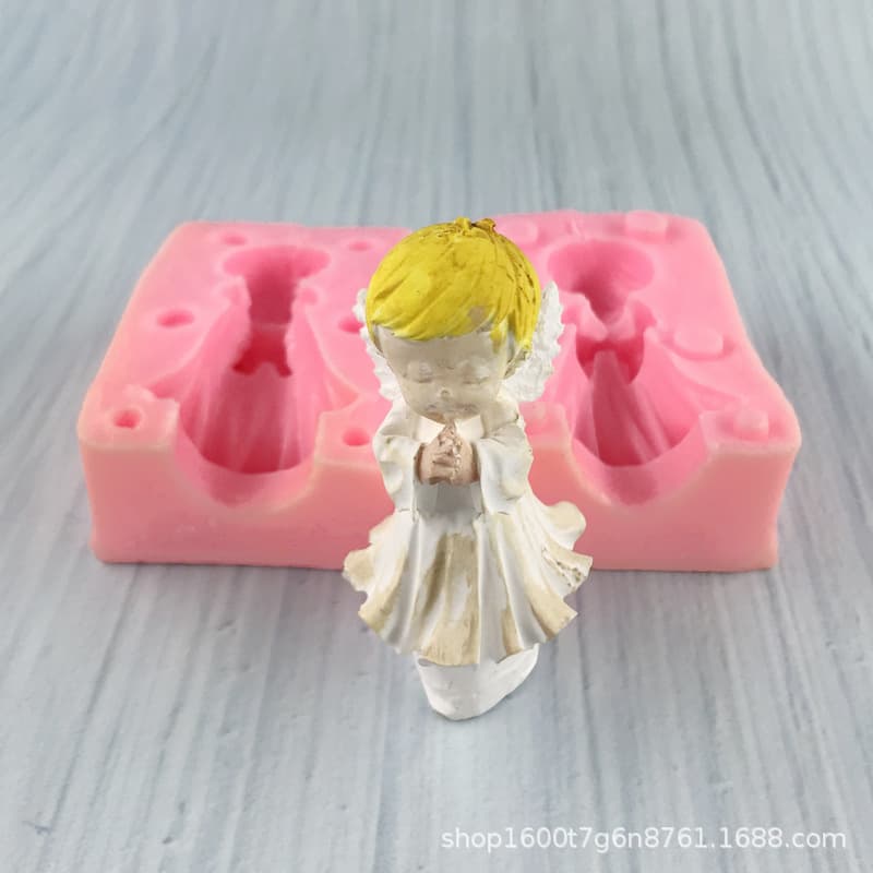 3D Stereo Praying Angel Boy Candle Silicone Mold DIY Handmade Soap Mold Glue Mold Baking Cake Mold