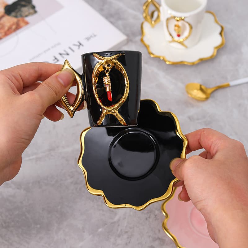 Lipstick Pendant Coffee Cup and Saucer Ceramic Coffee Cup Set Afternoon Red Tea Cup Creative Ceramic Espresso Cup and Saucer