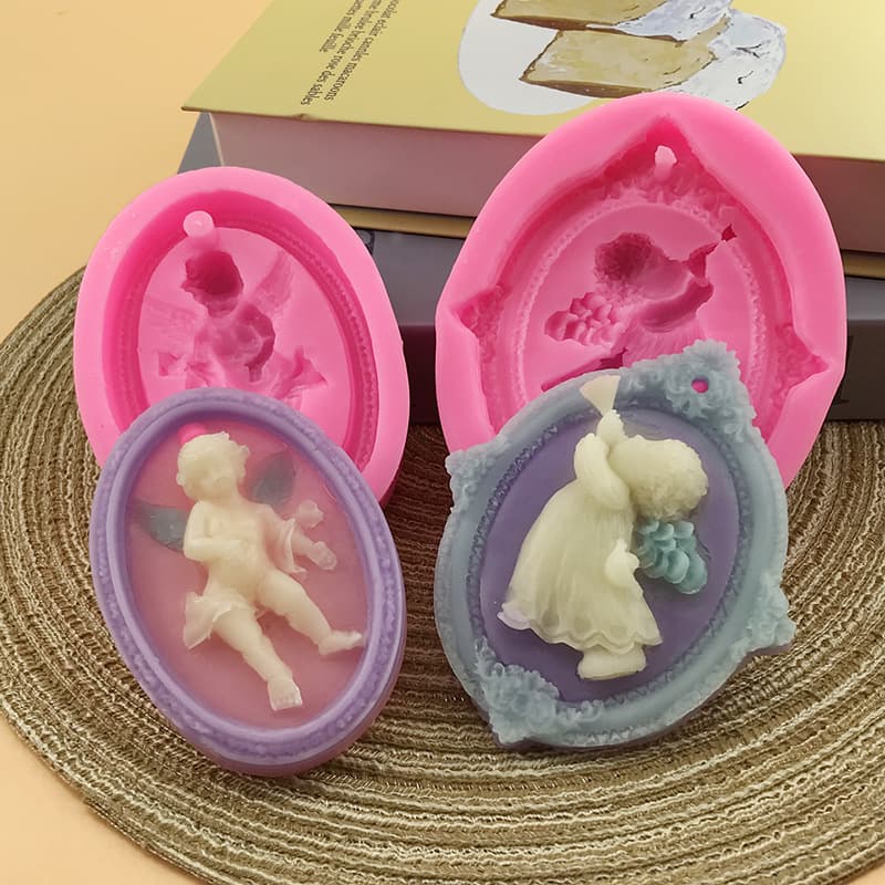Relief Angel Blowing Horn Angel Aromatherapy Hanging Sign Silicone Mold Plaster Diffuser Stone Scented Candle Car Ornament