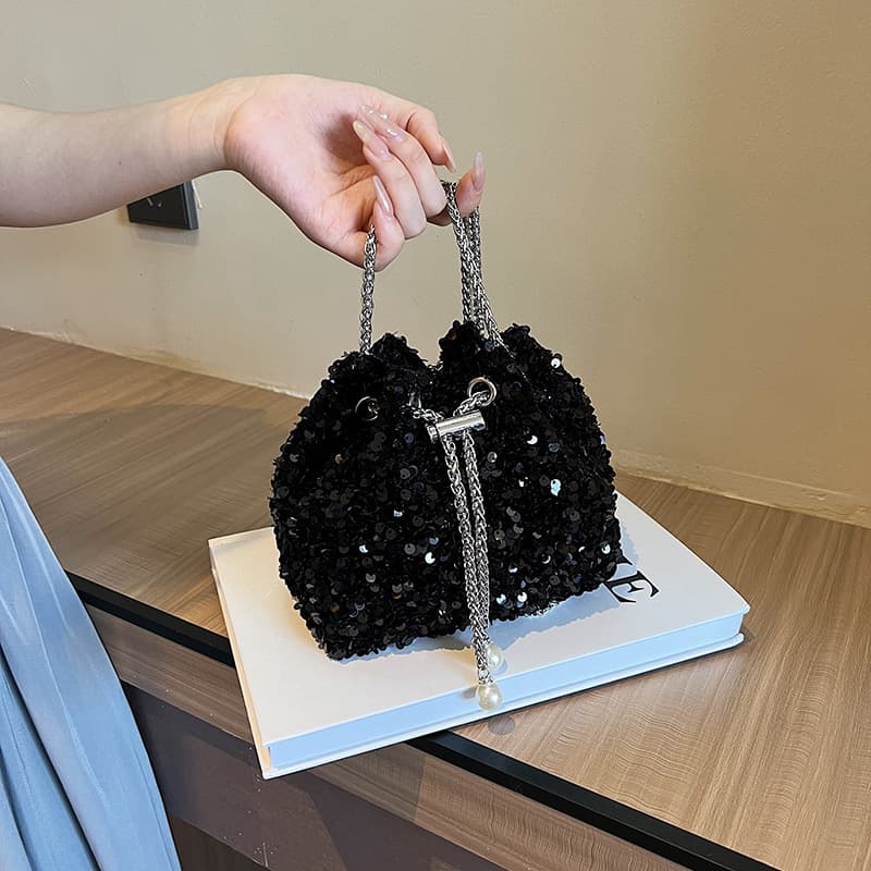 Fashionable and personalized sequined bags for women 2025 new Korean style bucket bag, stylish one-shoulder bag for women, trendy cross-body evening bag
