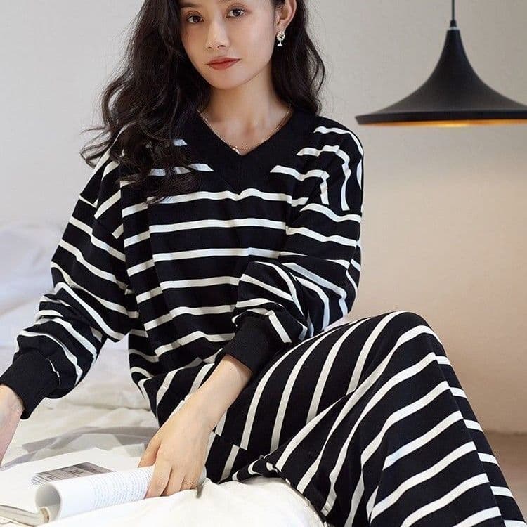 Women's Sleep Dress for Spring and Autumn, Cotton Long Sleeve with Built-in Pads, Striped Plus Size Pajama, Korean Style Casual Loungewear