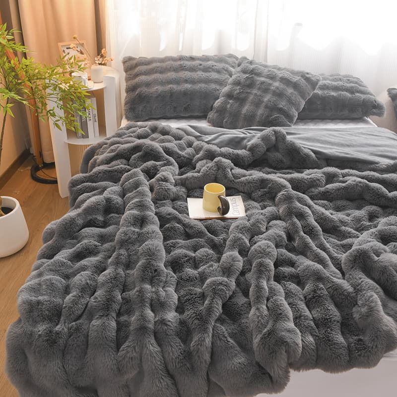 Large Bubble Fleece Toscana Rabbit Fur Short Plush Blanket, Thick Multi-Purpose Throw Blanket for Sofa