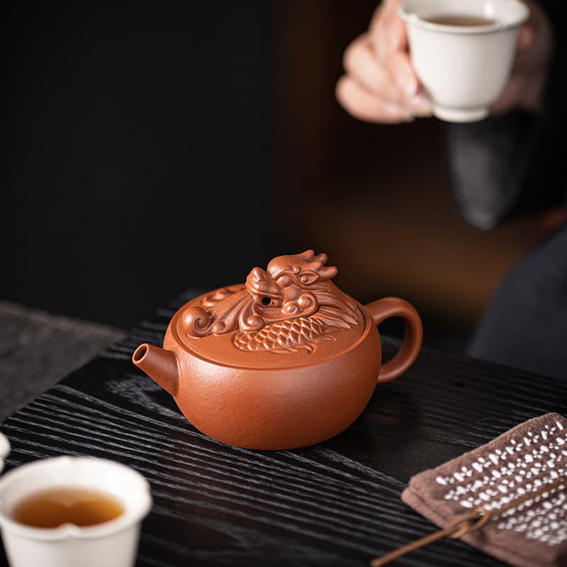 Creative Purple Clay Auspicious Dragon Playing with Water Teapot Premium Cultivable Teapot Single Household Kung Fu Tea Set Tea Ceremony Teapot Gift