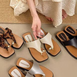New French Vintage Metal Buckle Toe-Loop Sandals Women's Chunky Sole Slip-On Beach Shoes Summer Outdoor Women's Sandals