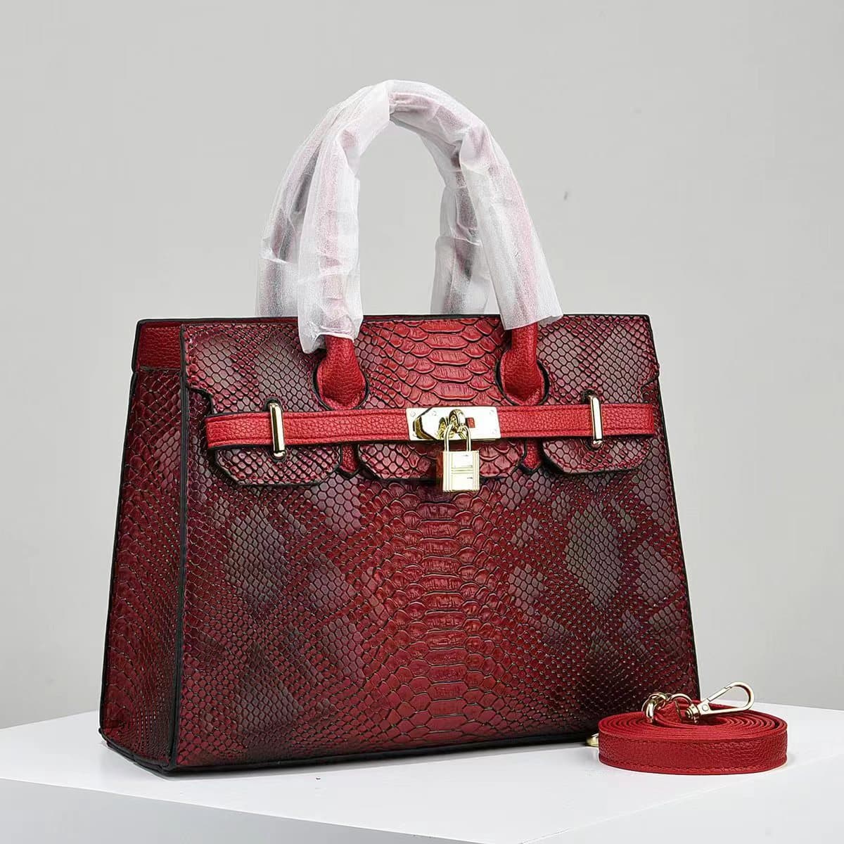 2025 New Premium Wedding Handbag for Women, Textured Mother-of-the-Bride Bag, Red Shoulder Bag