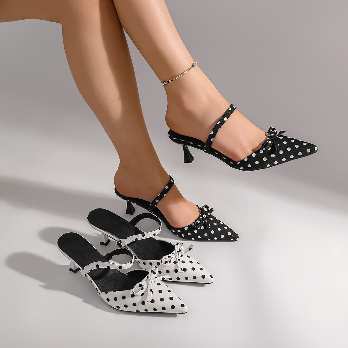 2026 Summer European and American Style New Pointed-Toe Stiletto Heel Slippers for Women with Bowknot and Polka Dots, Fashionable and Versatile High-Heeled Shoes
