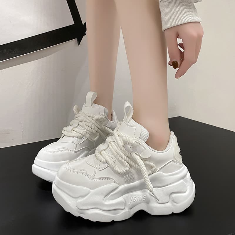 European Fashion Height-Increasing 7cm Dad Shoes for Women, Spring and Autumn 2025 Thick-Soled Platform Casual Sneakers for Petite Individuals