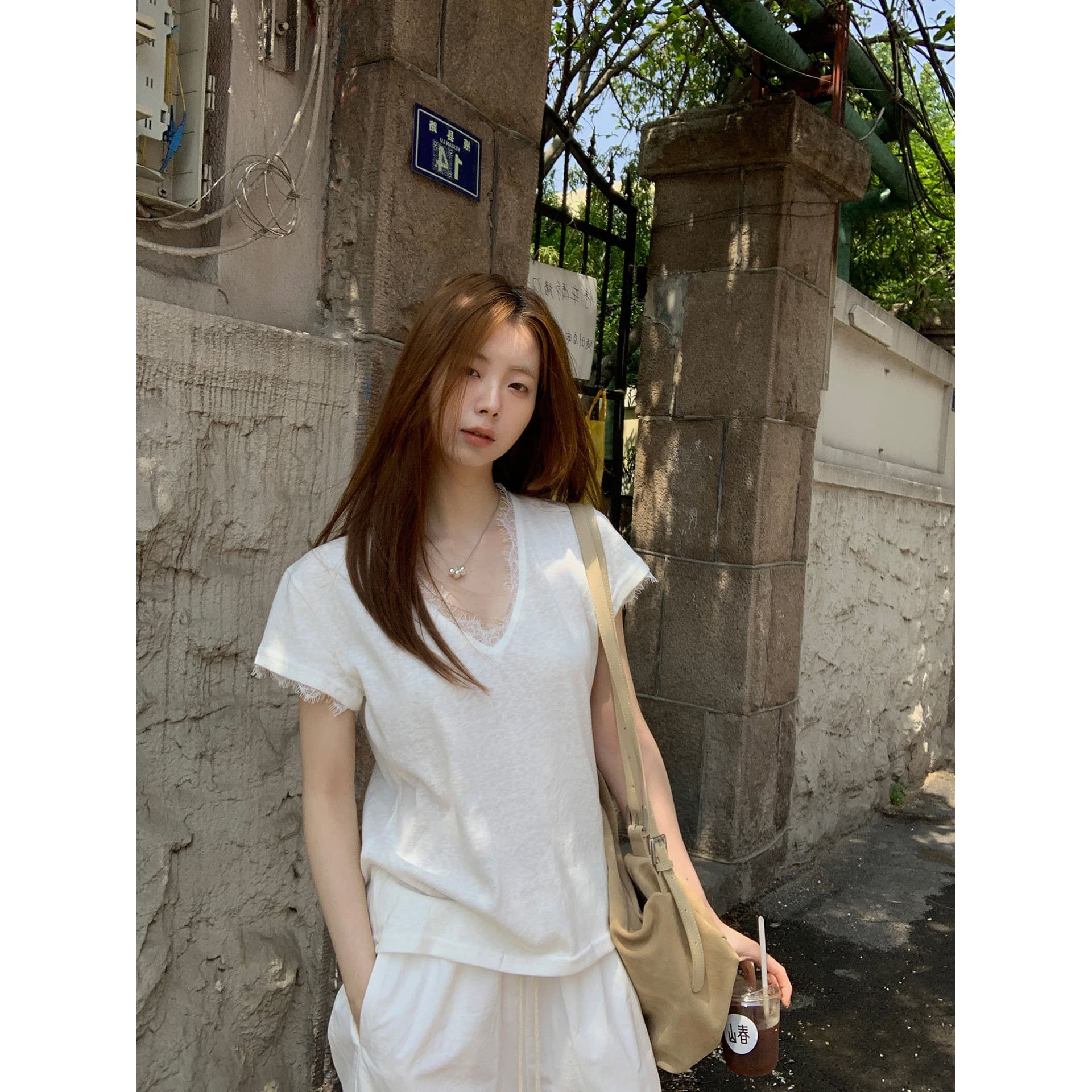 Red Man Hall short-sleeved T-shirt for women summer 2026 new style right shoulder white lace v-neck unique and beautiful top #4598J