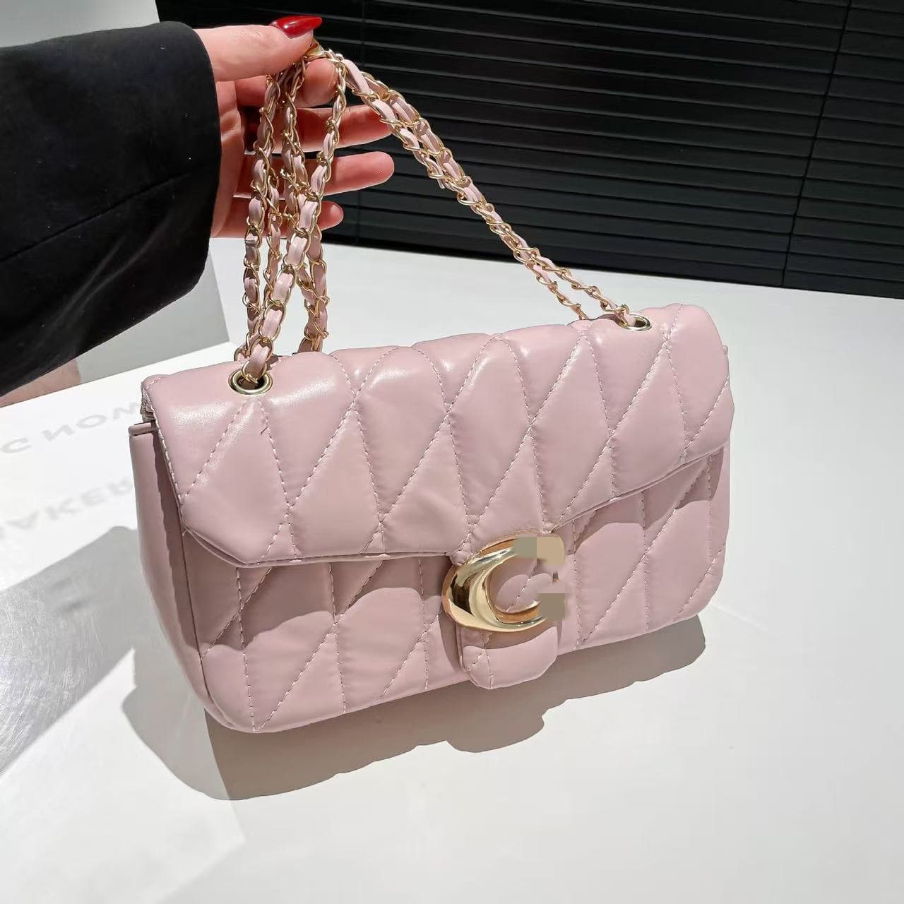 Cross-border Baguette Bag Underarm Bag Women 2025 Summer New Small Fragrance Style Diamond Quilted Bag Light Luxury Women's Shoulder Crossbody Bag