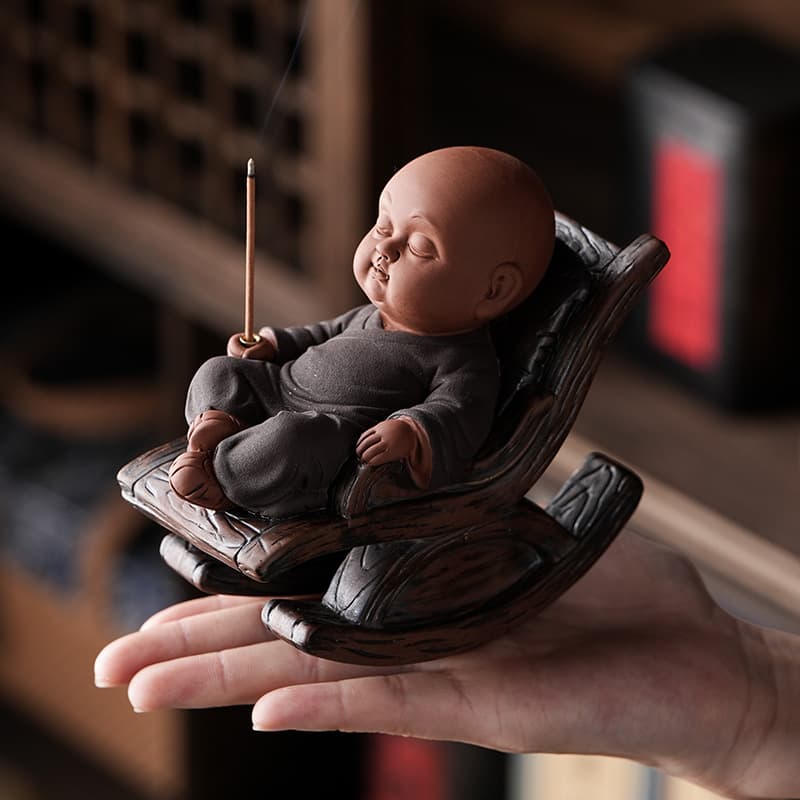 Purple Sand Zen Little Monk Tea Pet - Creative Rocking Chair Design, Multi-functional Tea Table Decoration