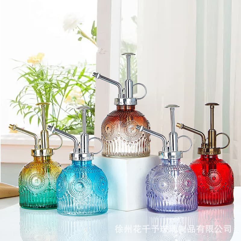 Wholesale New Retro Embossed Sunflower Colored Glass Small Spray Bottle, Press Garden Watering Can for Home Use