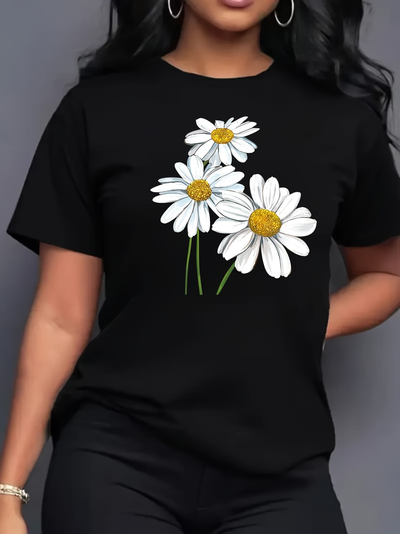 Three Daisy Pattern Printed Comfortable Women's Short-Sleeve